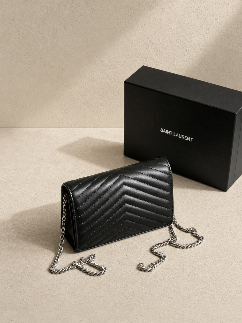 Saint Laurent Envelope Medium Bag | New / Unused - Picture 6 of 8